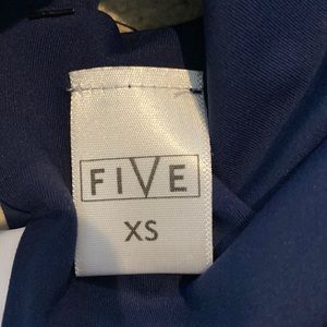 Max crop in nautical and white colors